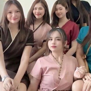 ทีมพนักงานนวด